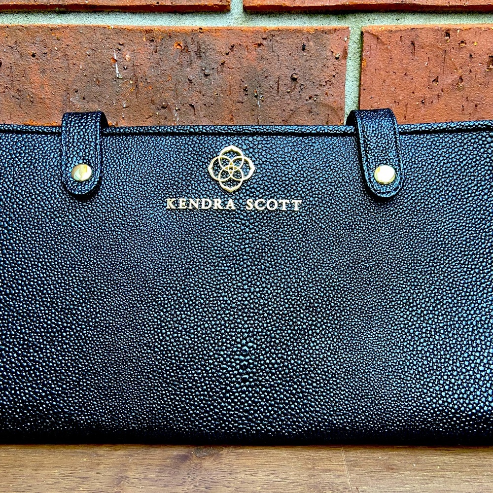 Kendra Scott - Jewelry Case